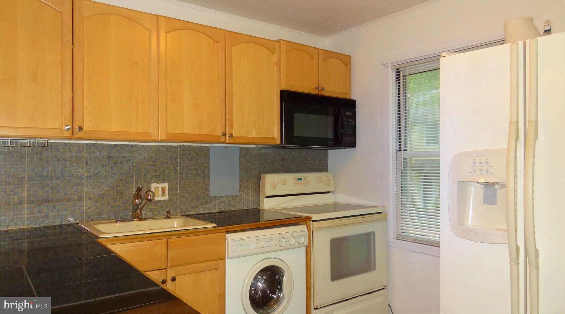 38 Ridge Road, Unit G Greenbelt, MD 20770 - Photo 2 of 9 Kitchen
