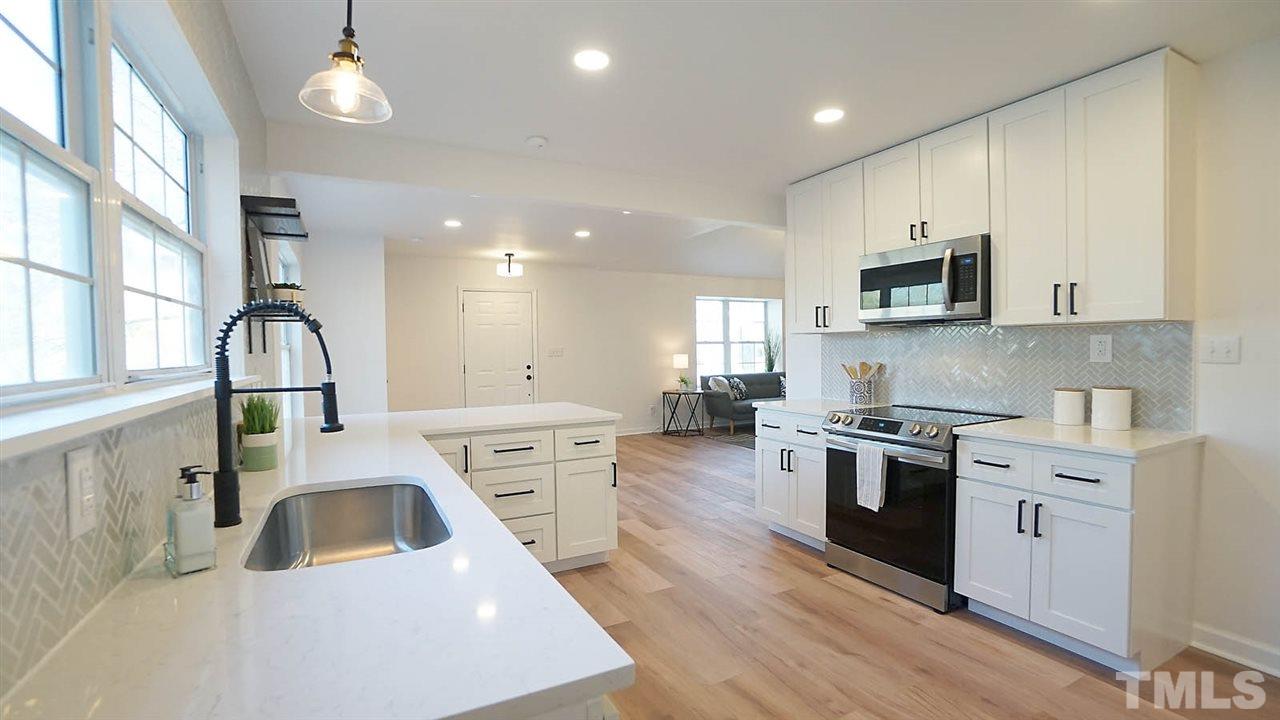 1056 Mills Street Raleigh, NC 27608 - Photo 10 of 23