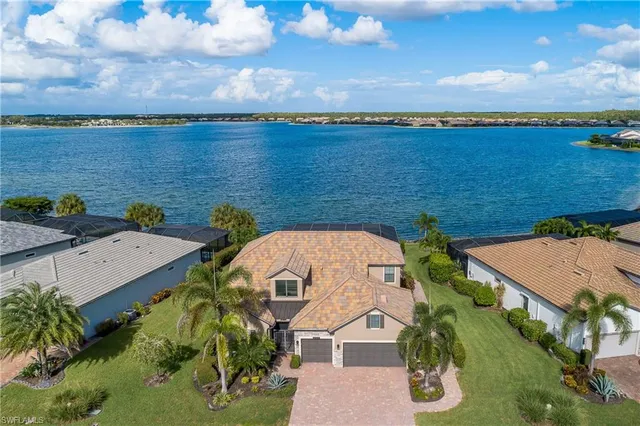$1,360,000 | 20541 Corkscrew Shores Boulevard, Estero, FL 33928