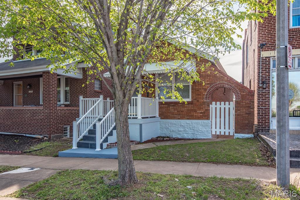 5920 Morgan Ford Road St. Louis, MO 63116 - Photo 2 of 39