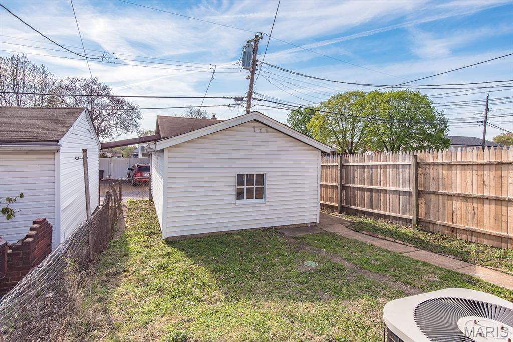 5920 Morgan Ford Road St. Louis, MO 63116 - Photo 34 of 39