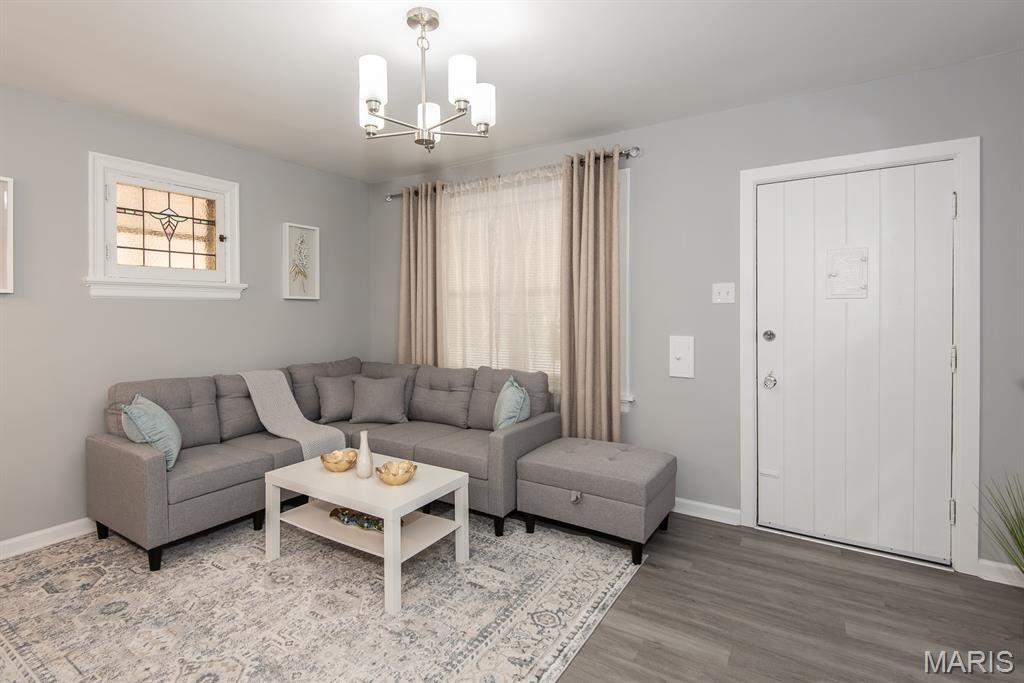 5920 Morgan Ford Road St. Louis, MO 63116 - Photo 5 of 39