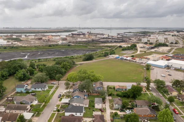 $800 | 3420 Michigan Street, Unit 7, Baytown, TX 77520