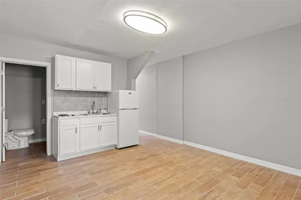 $800 | 3420 Michigan Street, Unit 7, Baytown, TX 77520