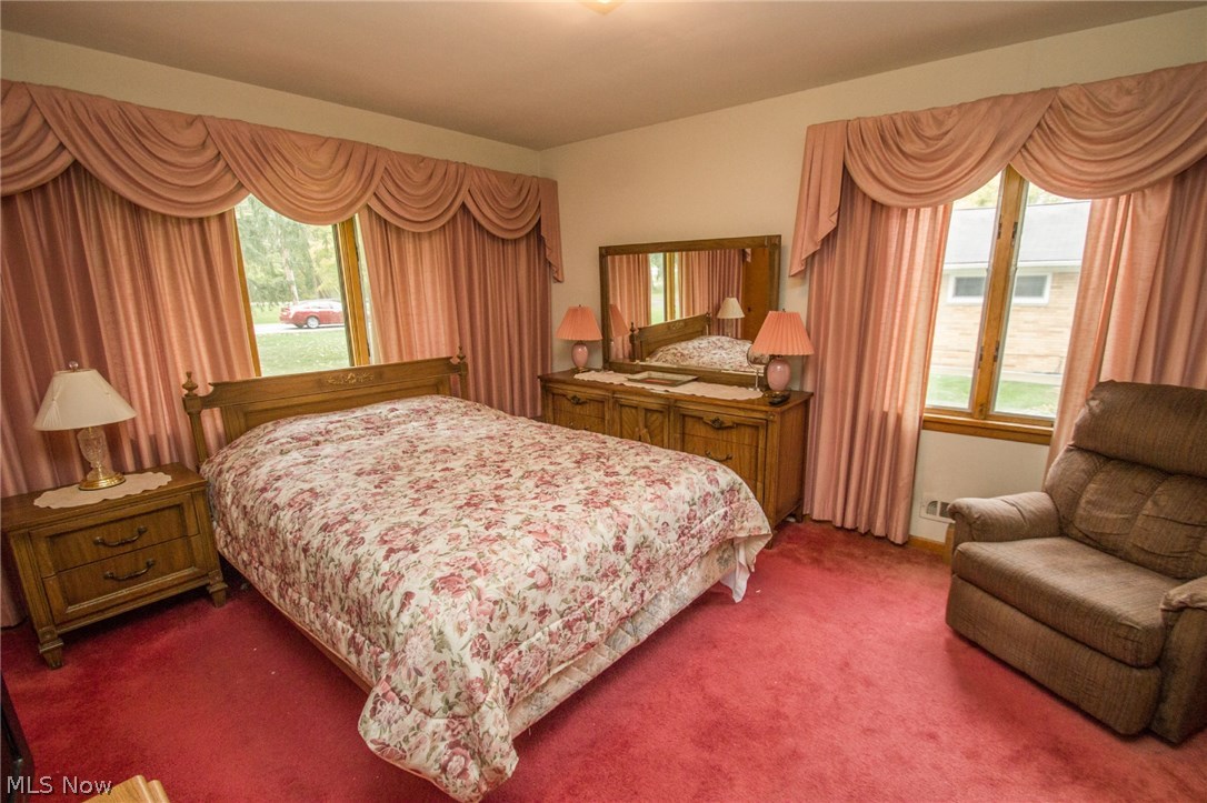15186 Drake Road Strongsville, OH 44136 - Photo 13 of 25