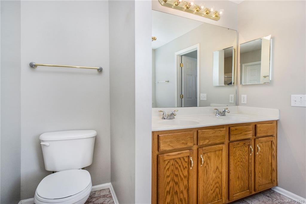 14131 Riding Hill Avenue Charlotte, NC 28213 - Photo 13 of 14