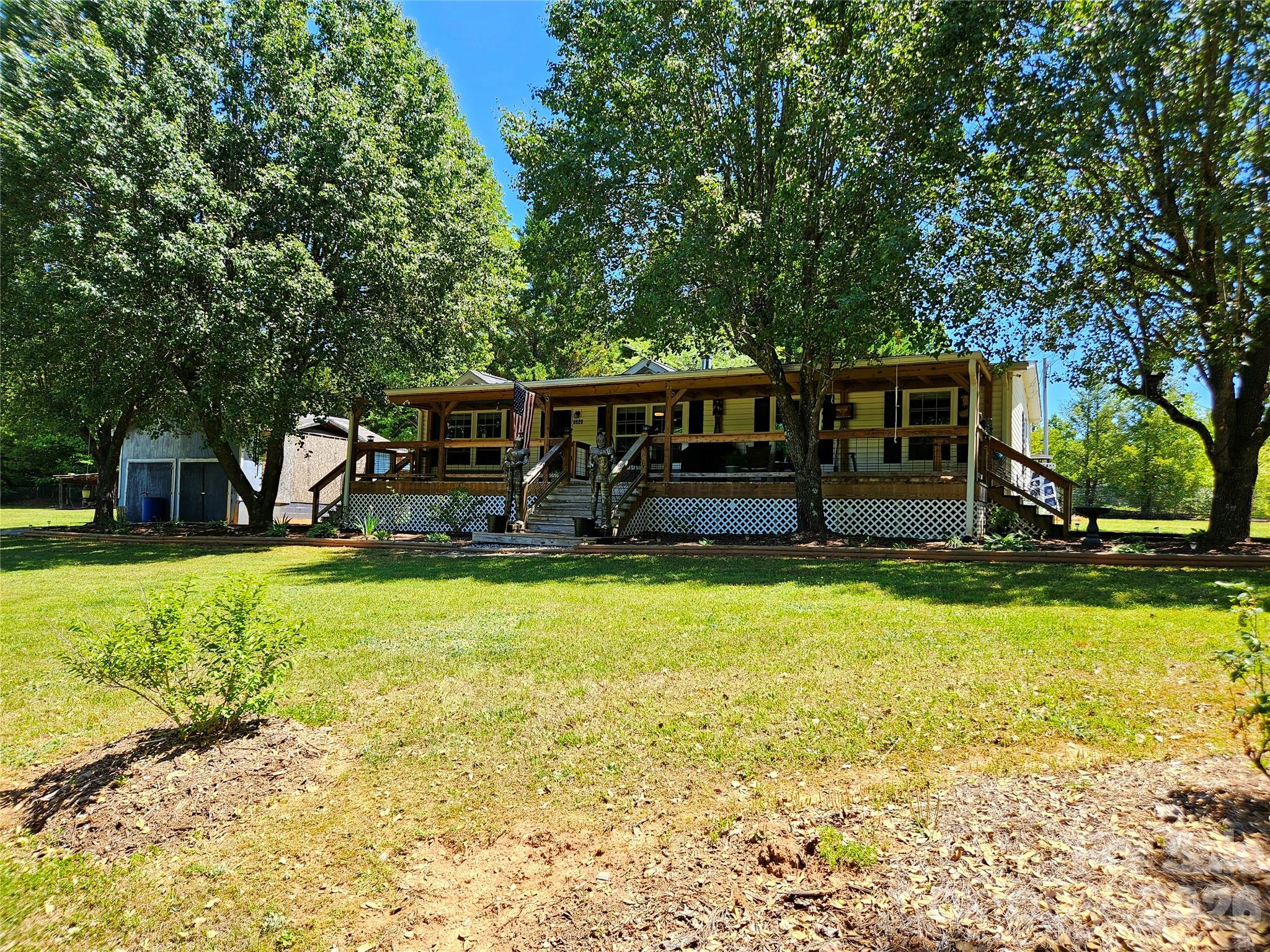 3520 Pea Ridge Road Morganton, NC 28655 - Photo 3 of 37