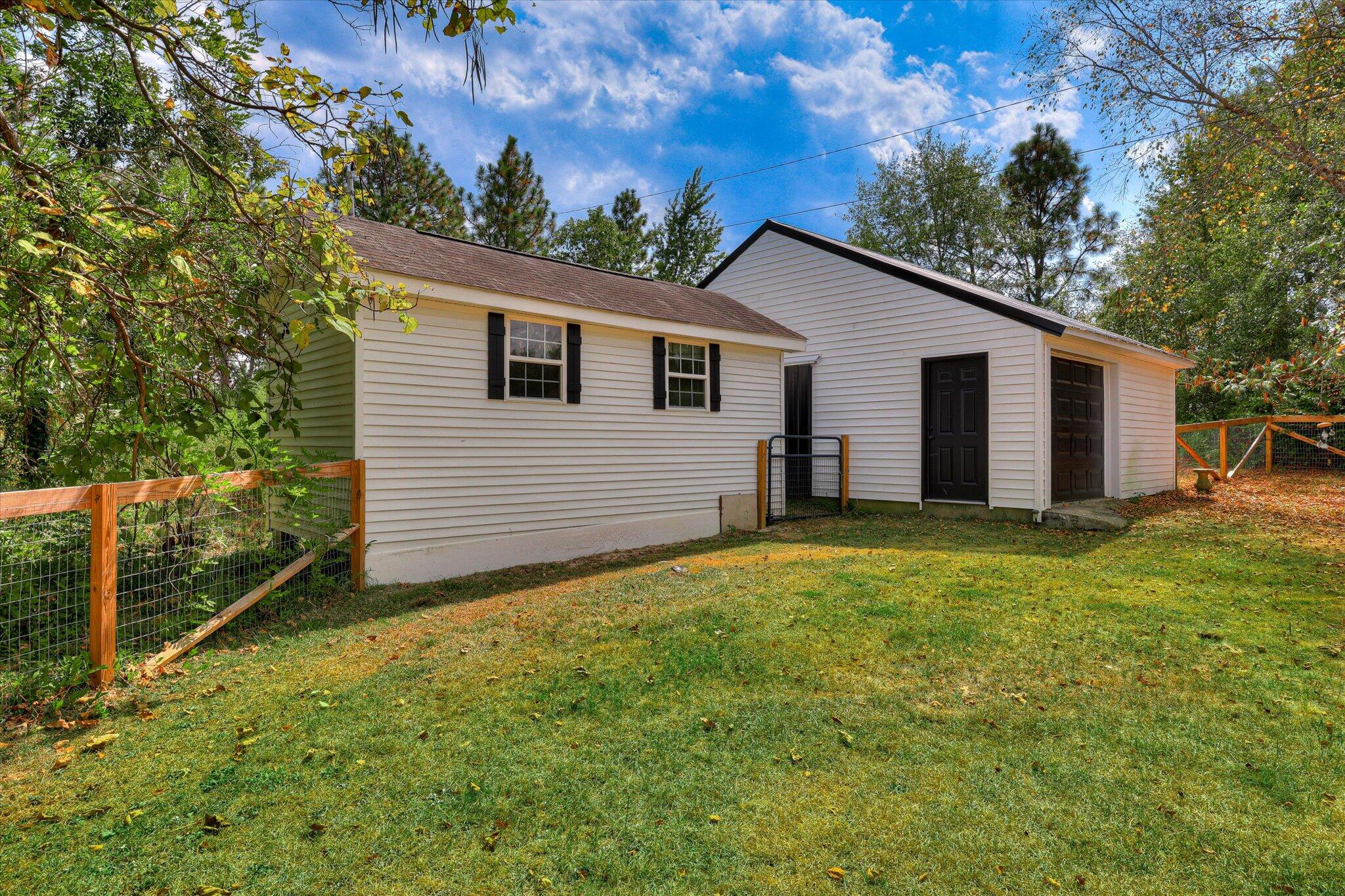 242 Snipes Pond Road Aiken, SC 29805 - Photo 5 of 43