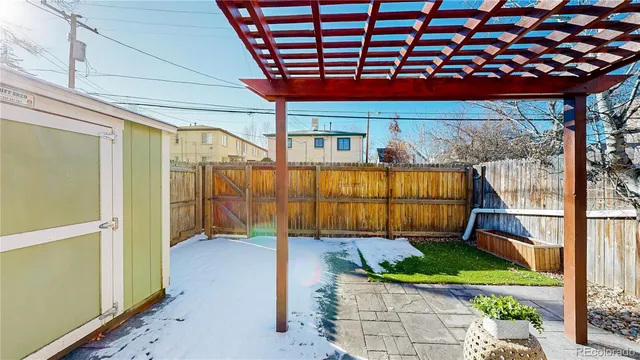 a house view with a outdoor space