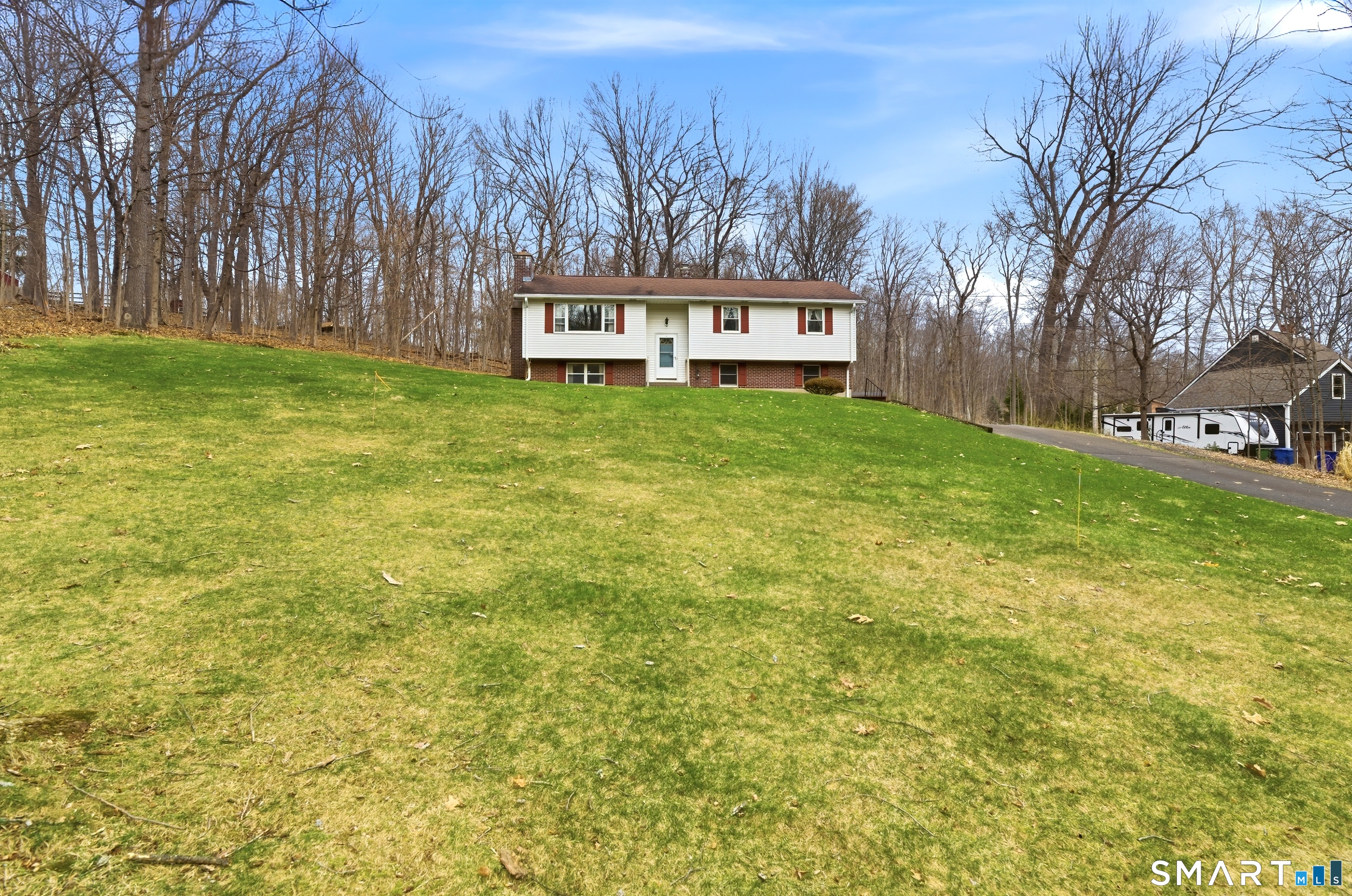 55 Saw Mill Road Middletown, CT 06457 - Photo 3 of 42