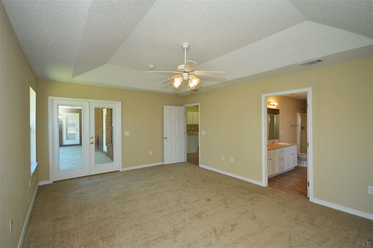 4826 Ribault Lane Milton, FL 32570 - Photo 18 of 40