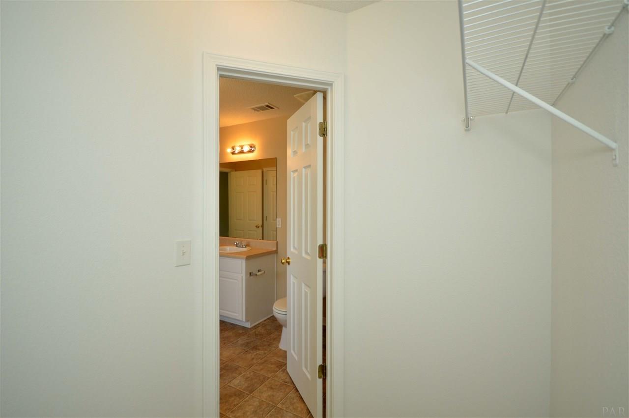 4826 Ribault Lane Milton, FL 32570 - Photo 23 of 40
