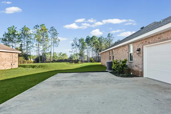 $600,000 | 32 Brushed Dune Circle, Freeport, FL 32439