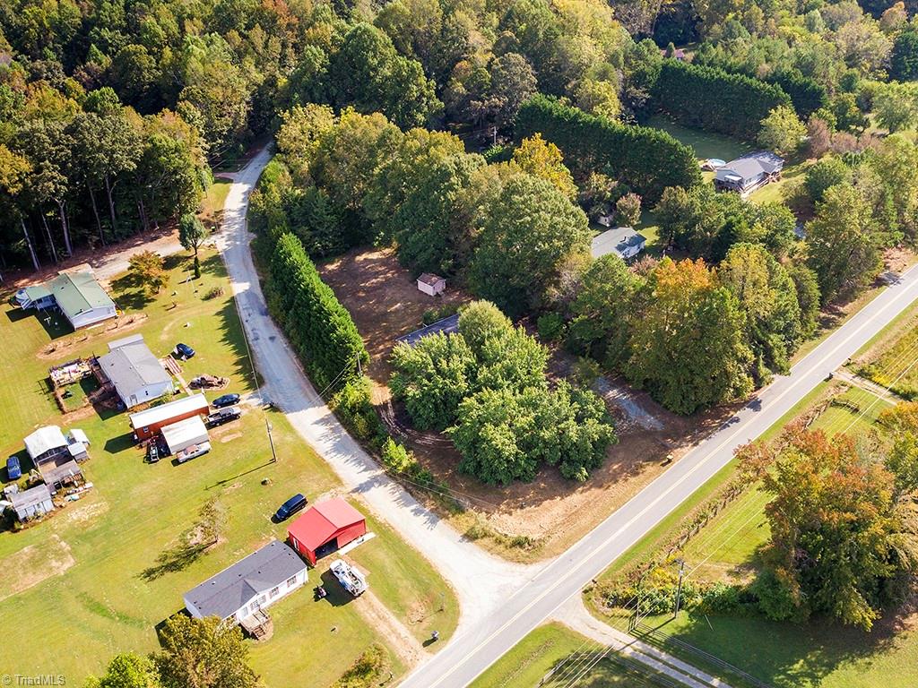 6550 Beale Road Snow Camp, NC 27349 - Photo 3 of 9 Gallery Image 3