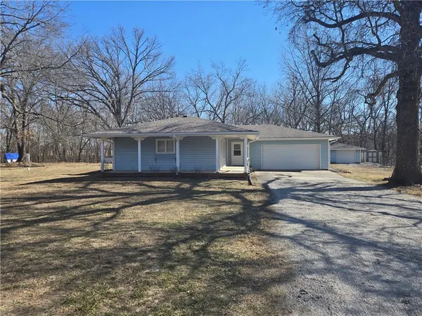 $360,000 | 3857 Northeast County Road 1763, Butler, MO 64730