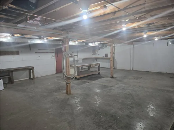 $360,000 | 3857 Northeast County Road 1763, Butler, MO 64730