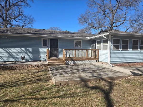 $360,000 | 3857 Northeast County Road 1763, Butler, MO 64730