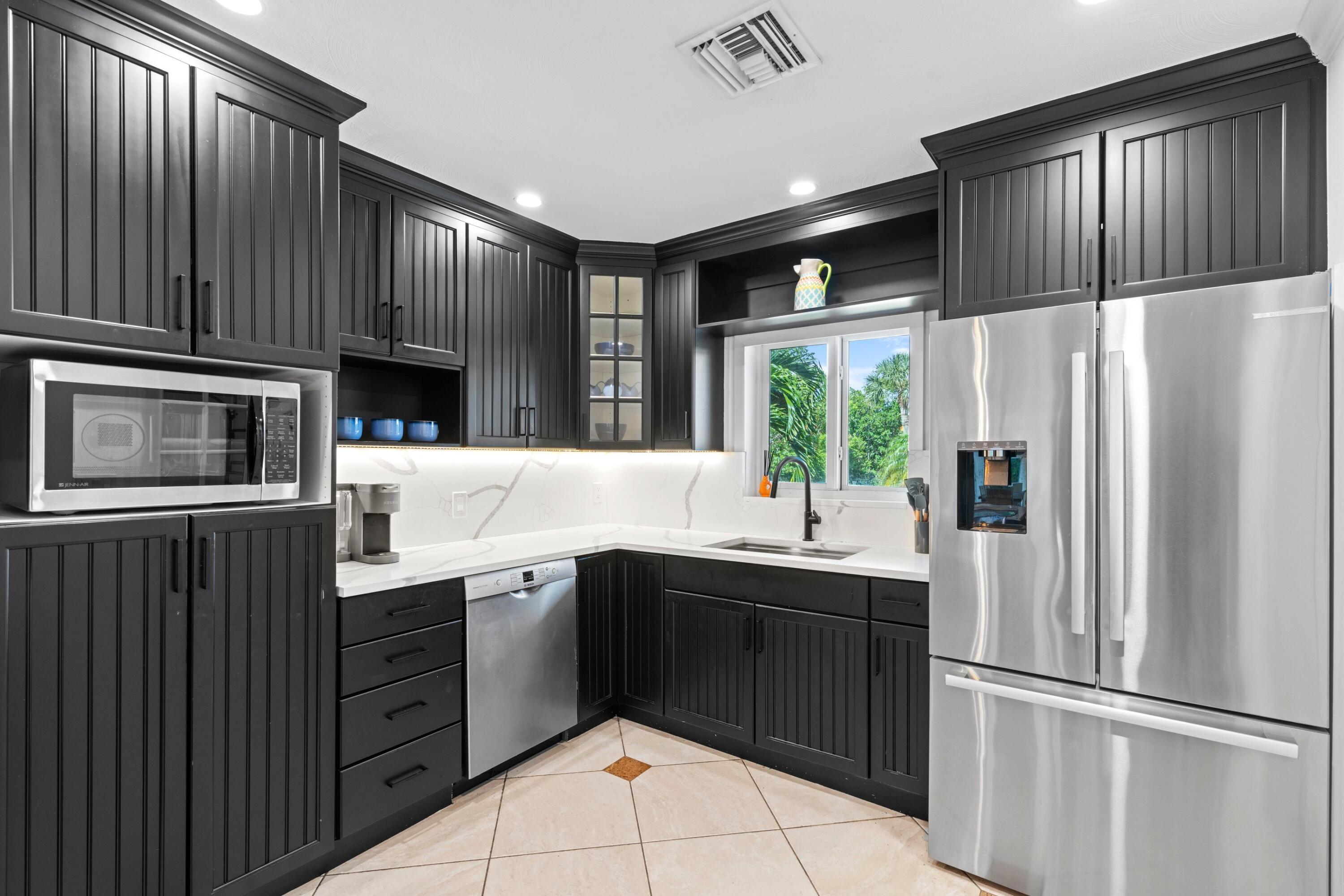 35 Anna Street Ocean Ridge, FL 33435 - Photo 14 of 75 Kitchen