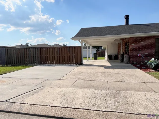 $365,500 | 301 Pendleton Drive, Houma, LA 70360