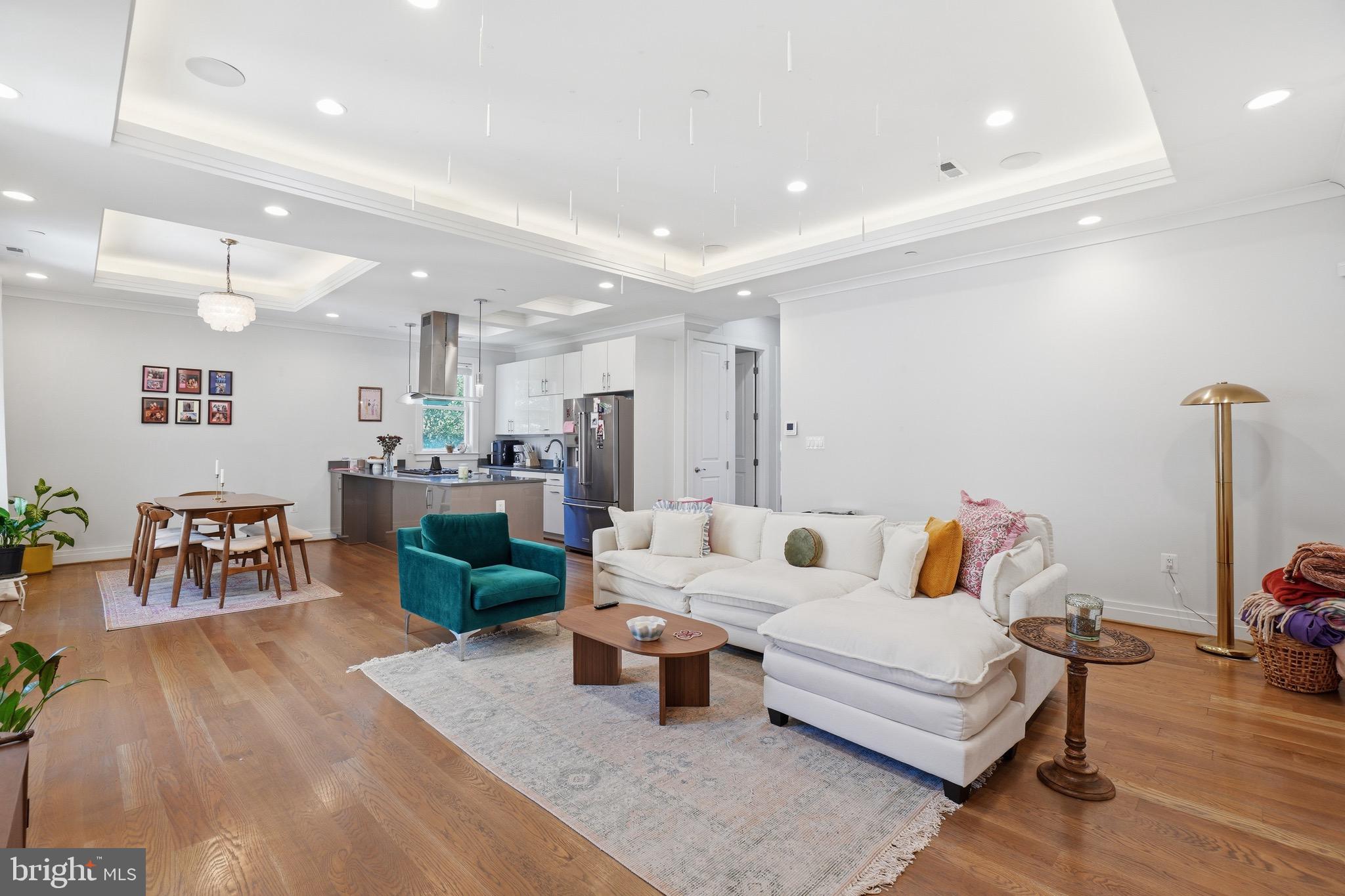 220 P Street Northwest, Unit 4 Washington, DC 20001 - Photo 11 of 44 Stunning Living room