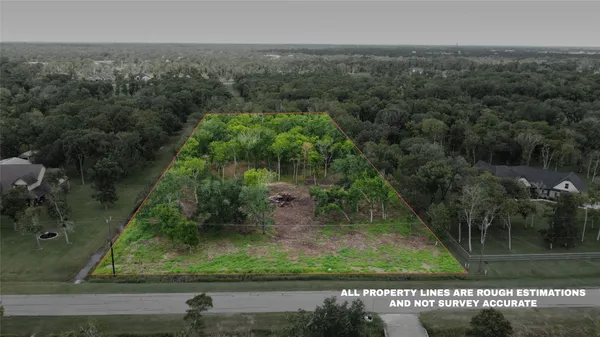 an aerial view of a yard
