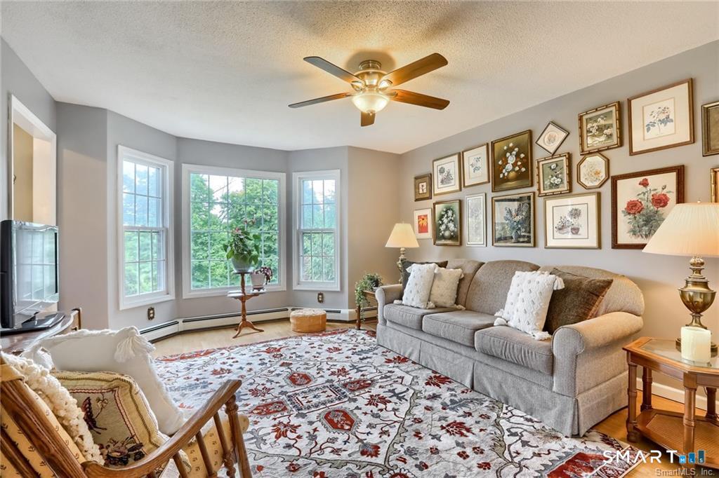 44 Chapin Road New Milford, CT 06776 - Photo 7 of 37