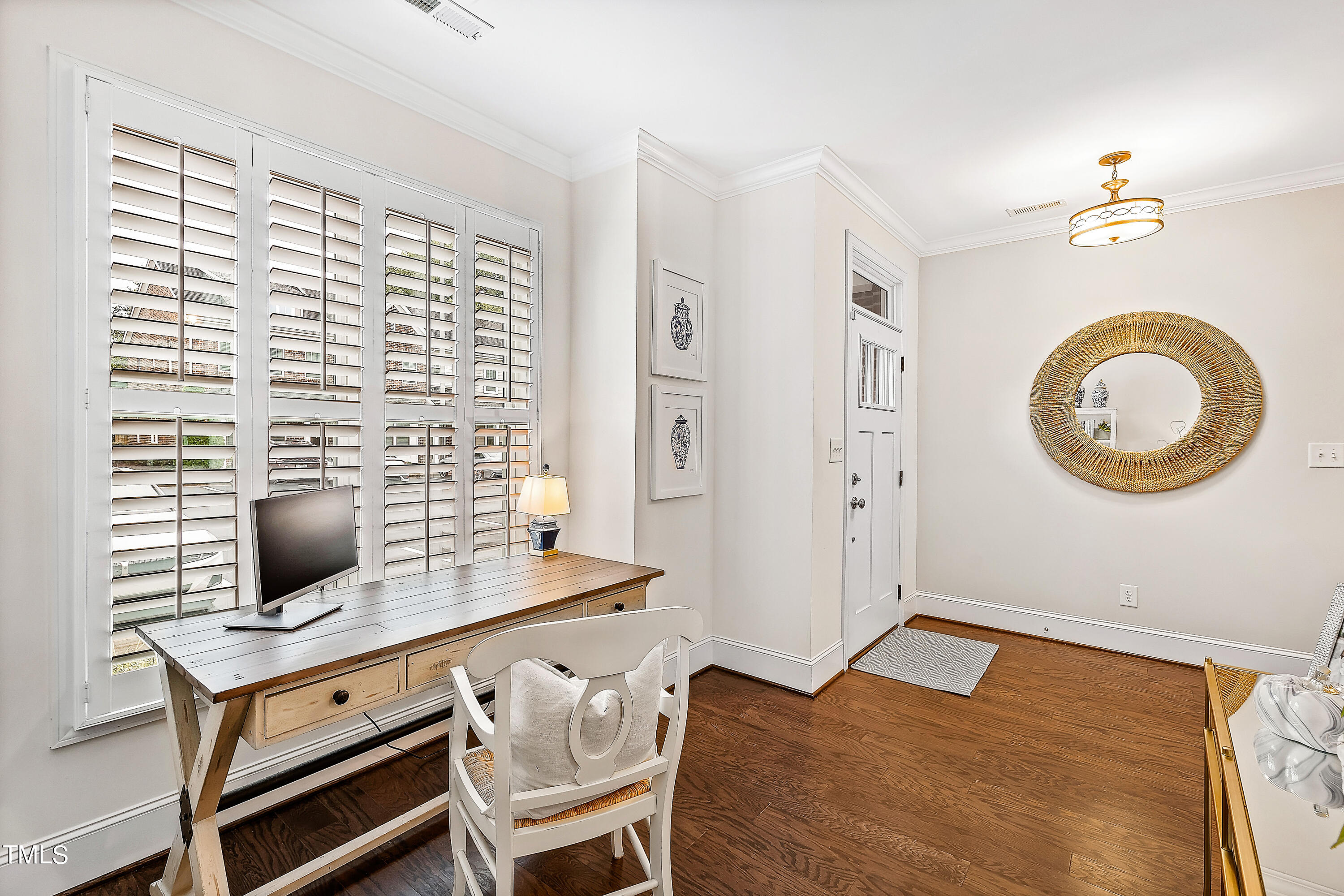 525 Ledbetter Court Raleigh, NC 27608 - Photo 3 of 45 OfficeNookB