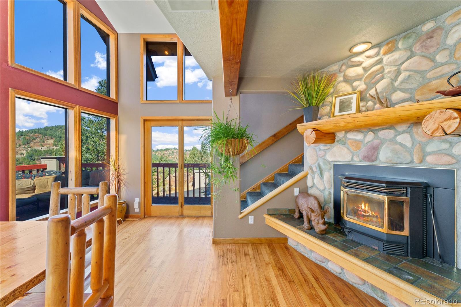 6560 Ridgeview Drive Morrison, CO 80465 - Photo 14 of 47