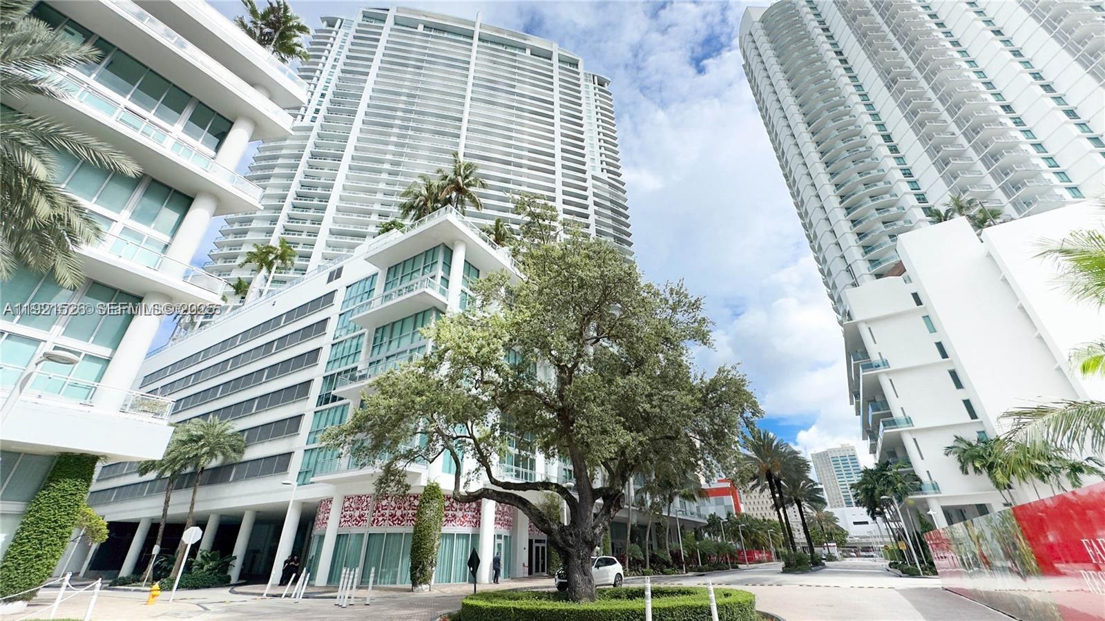 90 Southwest 3rd Street, Unit 4105 Miami, FL 33130 - Photo 1 of 27 a view of a building