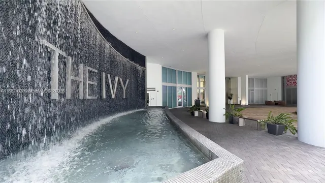 $3,700 | 90 Southwest 3rd Street, Unit 4105, Miami, FL 33130