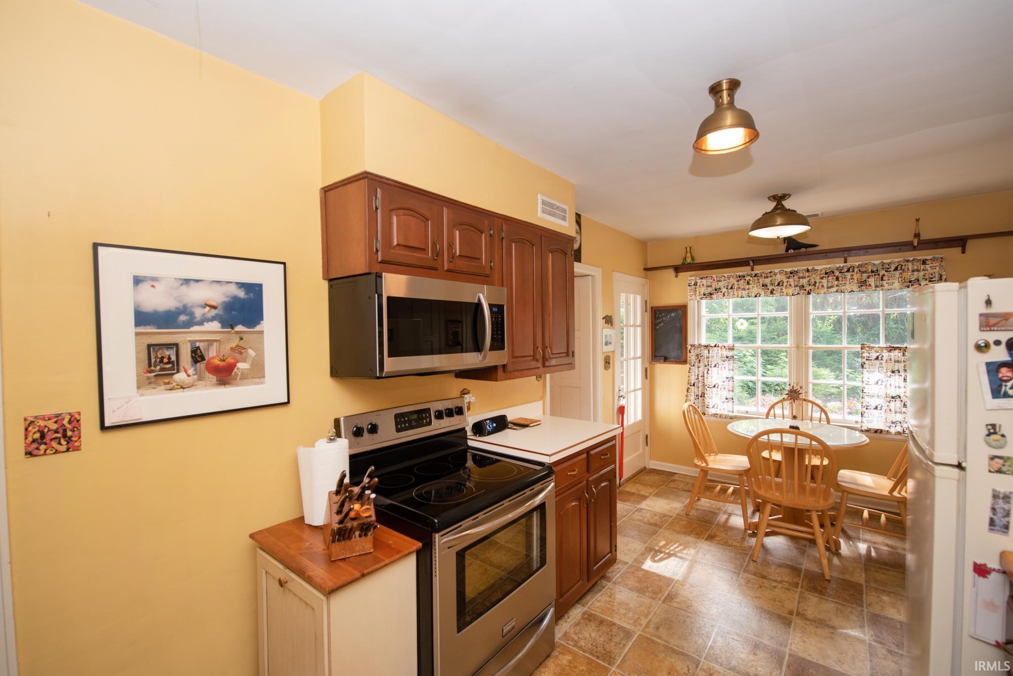 1307 Ravinia Road West Lafayette, IN 47906 - Photo 9 of 28