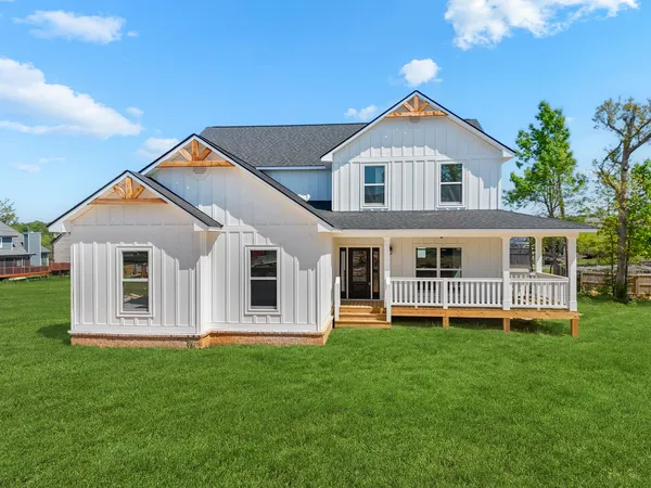 $705,000 | 2303 Guinevere Parkway, Chattanooga, TN 37421