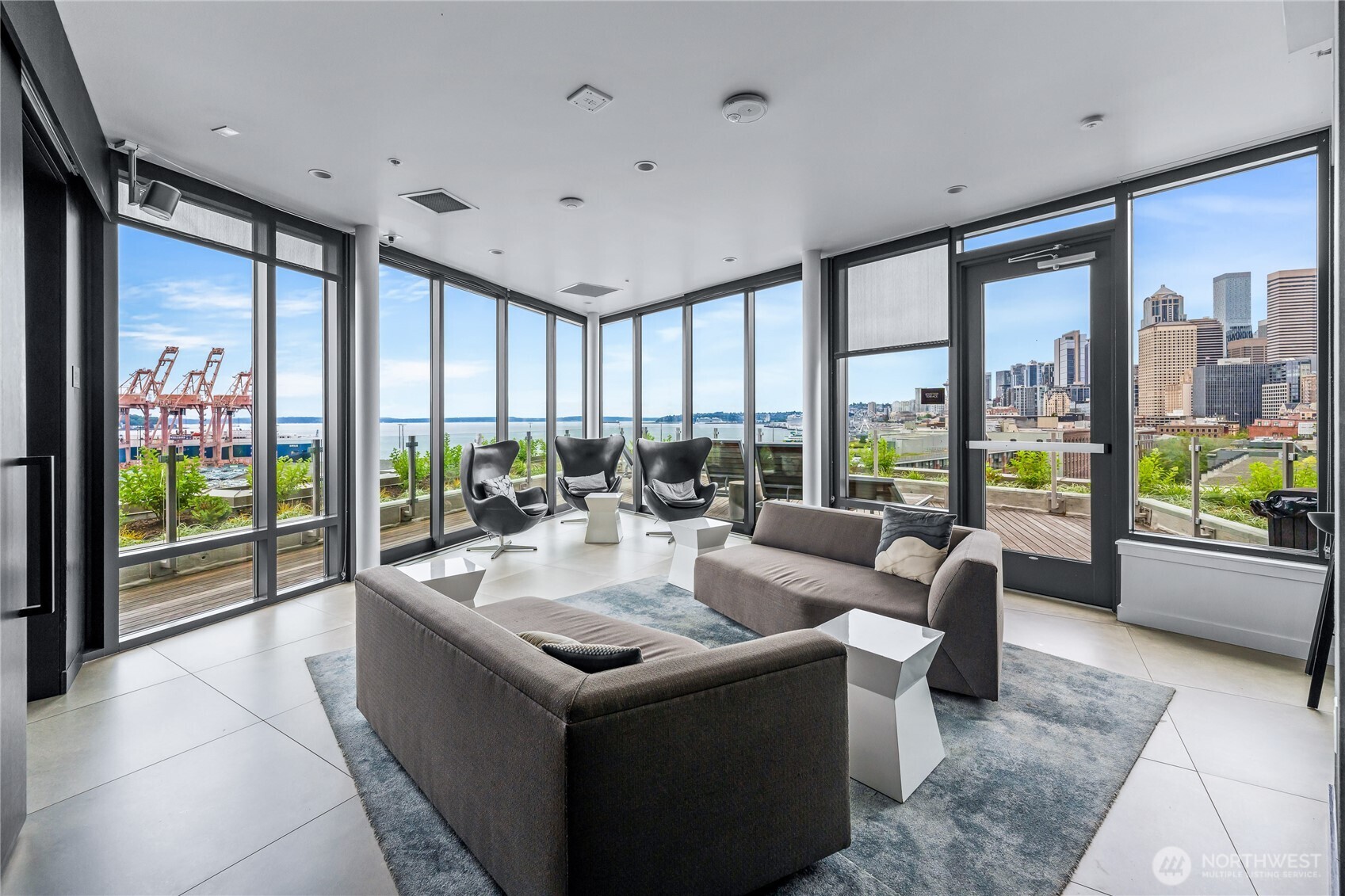 590 1st Avenue South, Unit 902 Seattle, WA 98104 - Photo 17 of 29