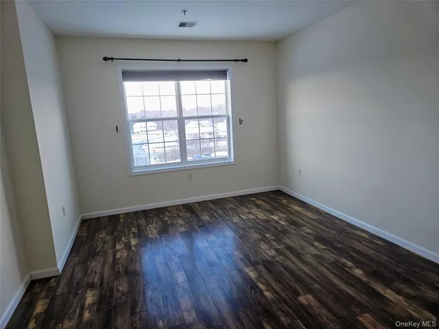 $2,500 | 934 Tower Ridge Circle, Middletown, NY 10941