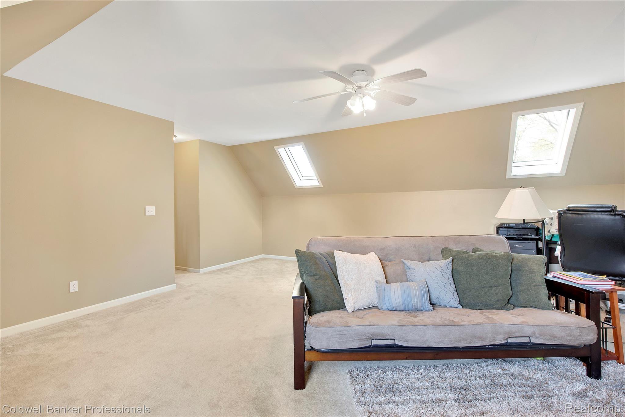 3594 Hazelton Avenue Rochester, MI 48307 - Photo 23 of 33 2020 3594 Hazelton RH 6695.jpg