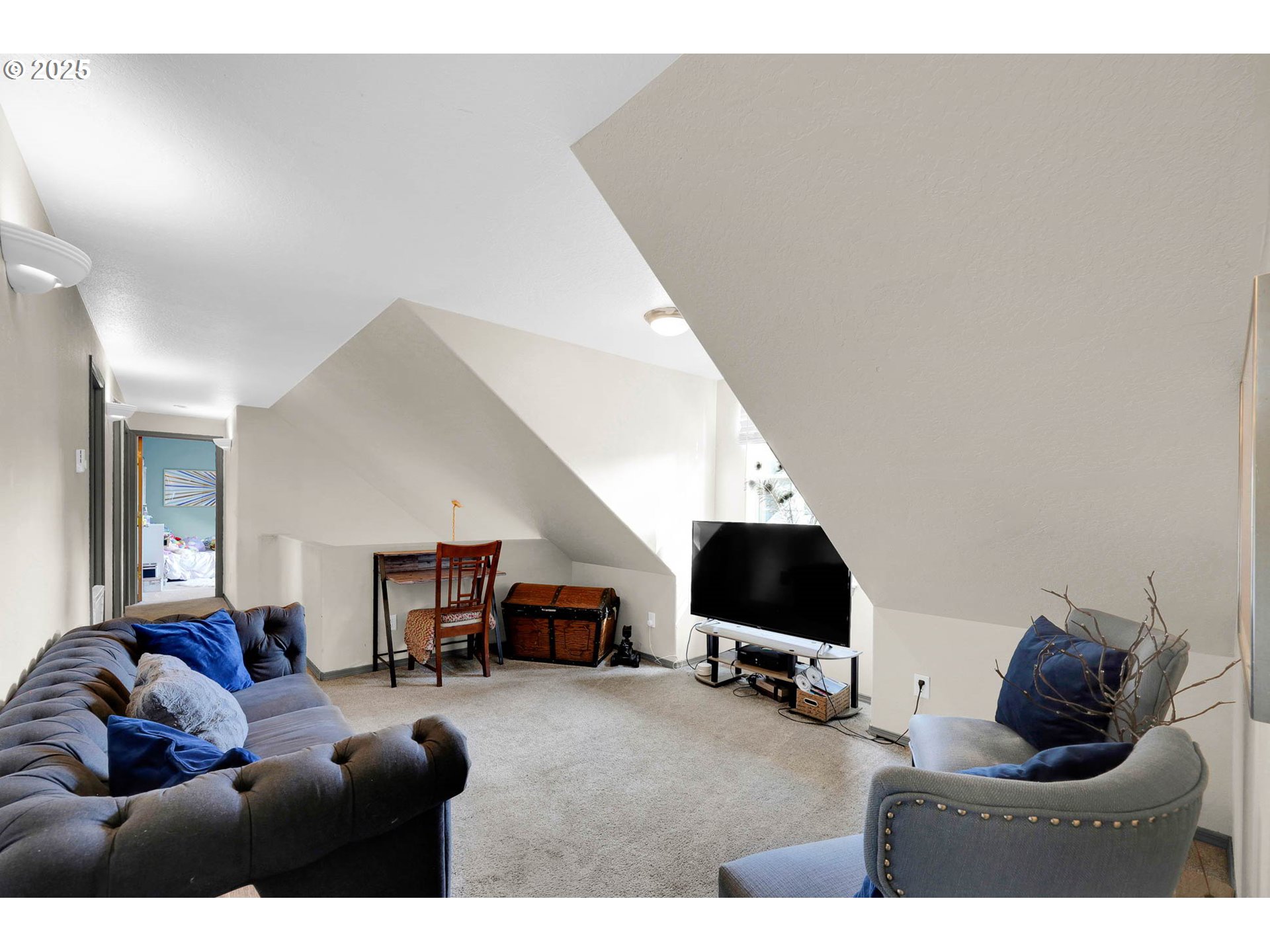 305 Irving Road Eugene, OR 97404 - Photo 30 of 48 Loft