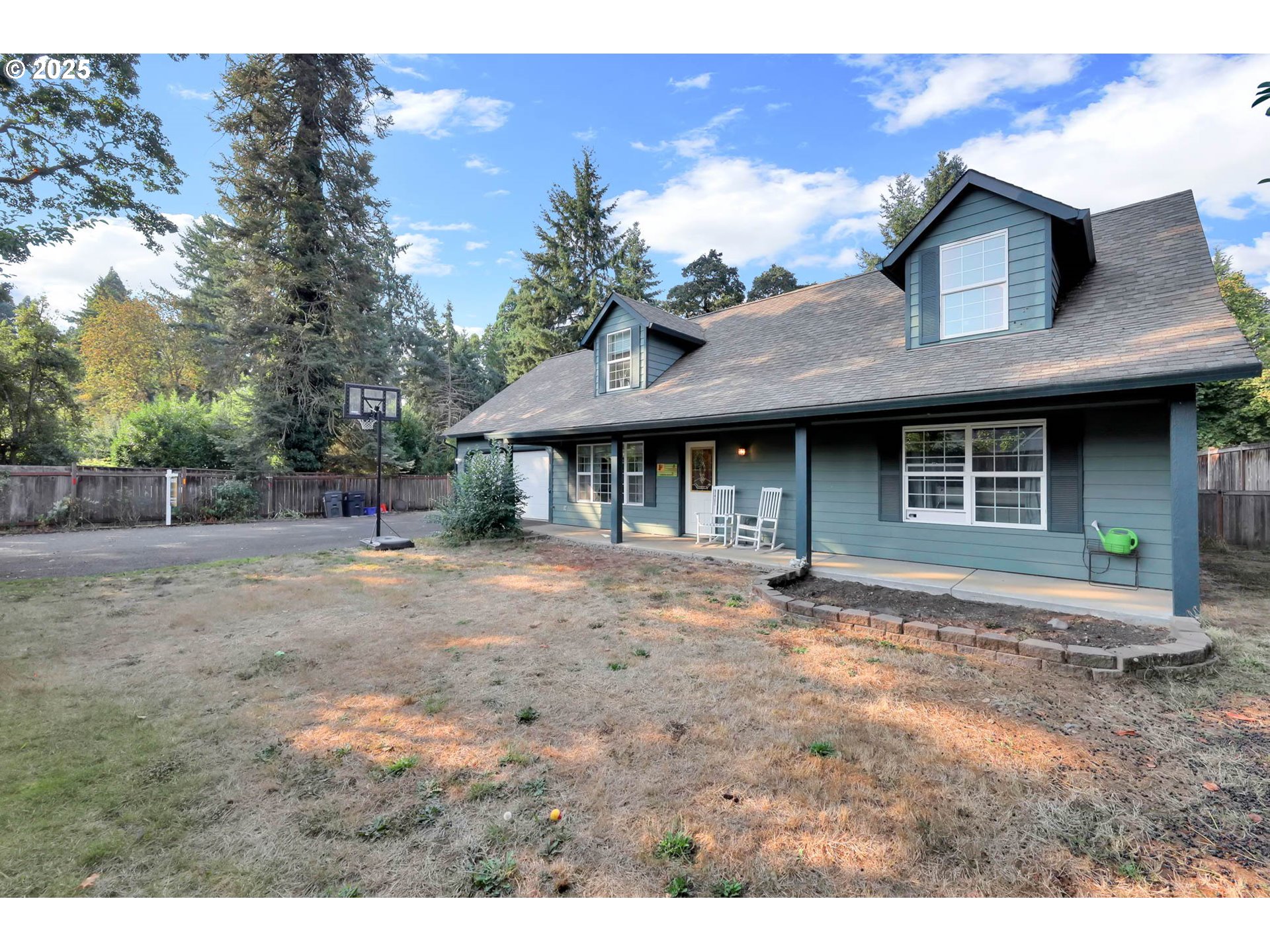 305 Irving Road Eugene, OR 97404 - Photo 3 of 48 Gallery Image 3