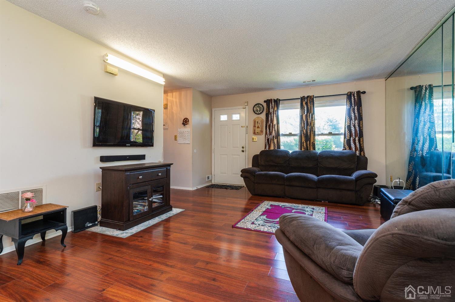 3 Rice Run East Brunswick, NJ 08816 - Photo 3 of 20 Gallery Image 3