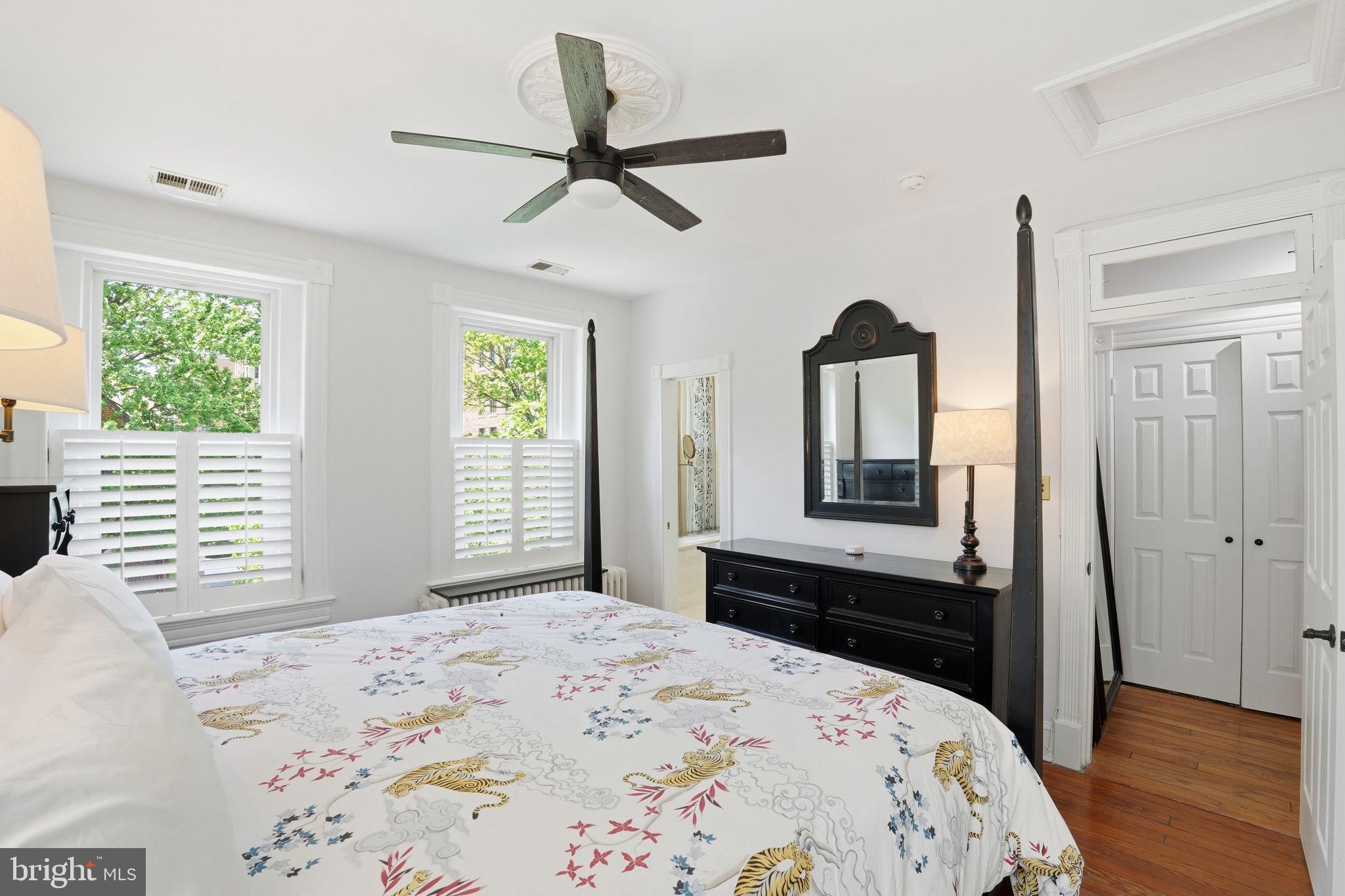 721 10th Street Northeast Washington, DC 20002 - Photo 18 of 32