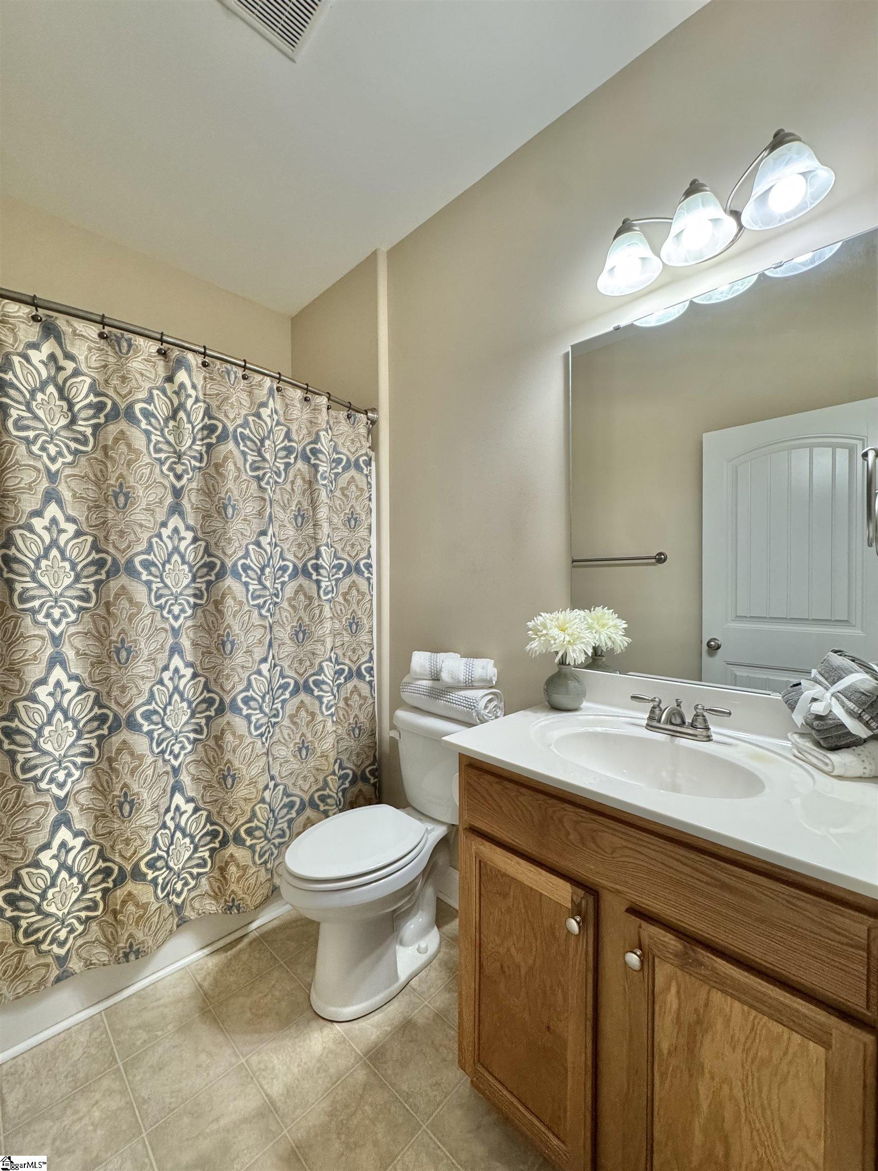 305 Linden Hall Lane Easley, SC 29640 - Photo 23 of 28