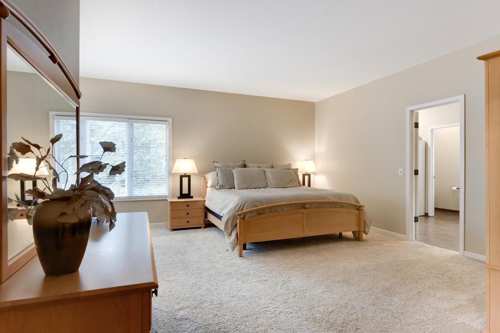 10991 Purdey Road Eden Prairie, MN 55347 - Photo 8 of 23