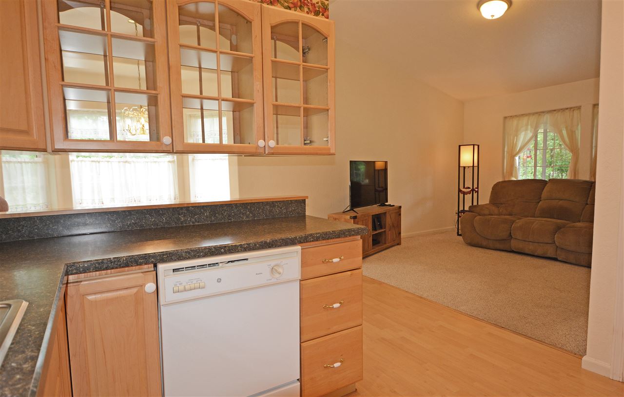 10421 Riverside Drive Honor, MI 49640 - Photo 10 of 29 1863825-9.JPG
