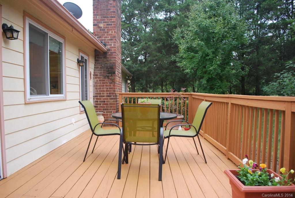 7908 Robin Crest Road Charlotte, NC 28226 - Photo 20 of 22 Gallery Image 20