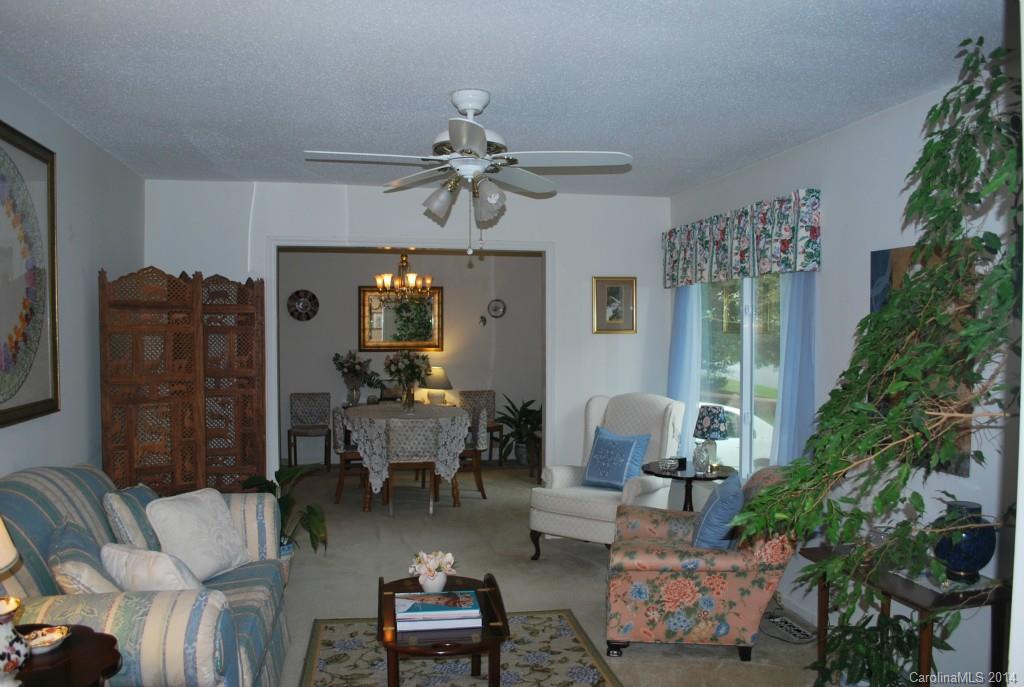 7908 Robin Crest Road Charlotte, NC 28226 - Photo 3 of 22 Gallery Image 3