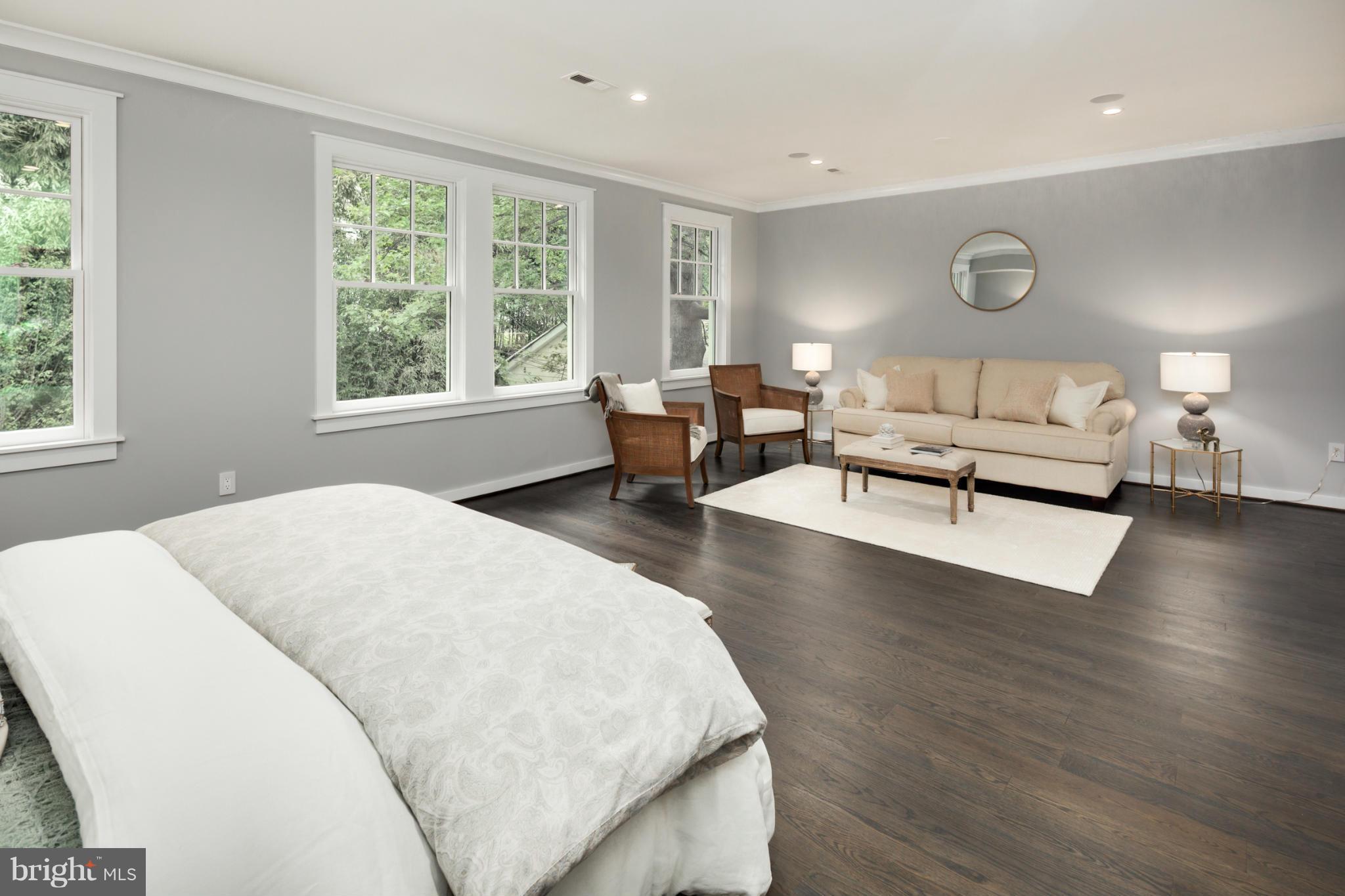 3507 Woodley Road Northwest Washington, DC 20016 - Photo 18 of 29 Bedroom (Master)