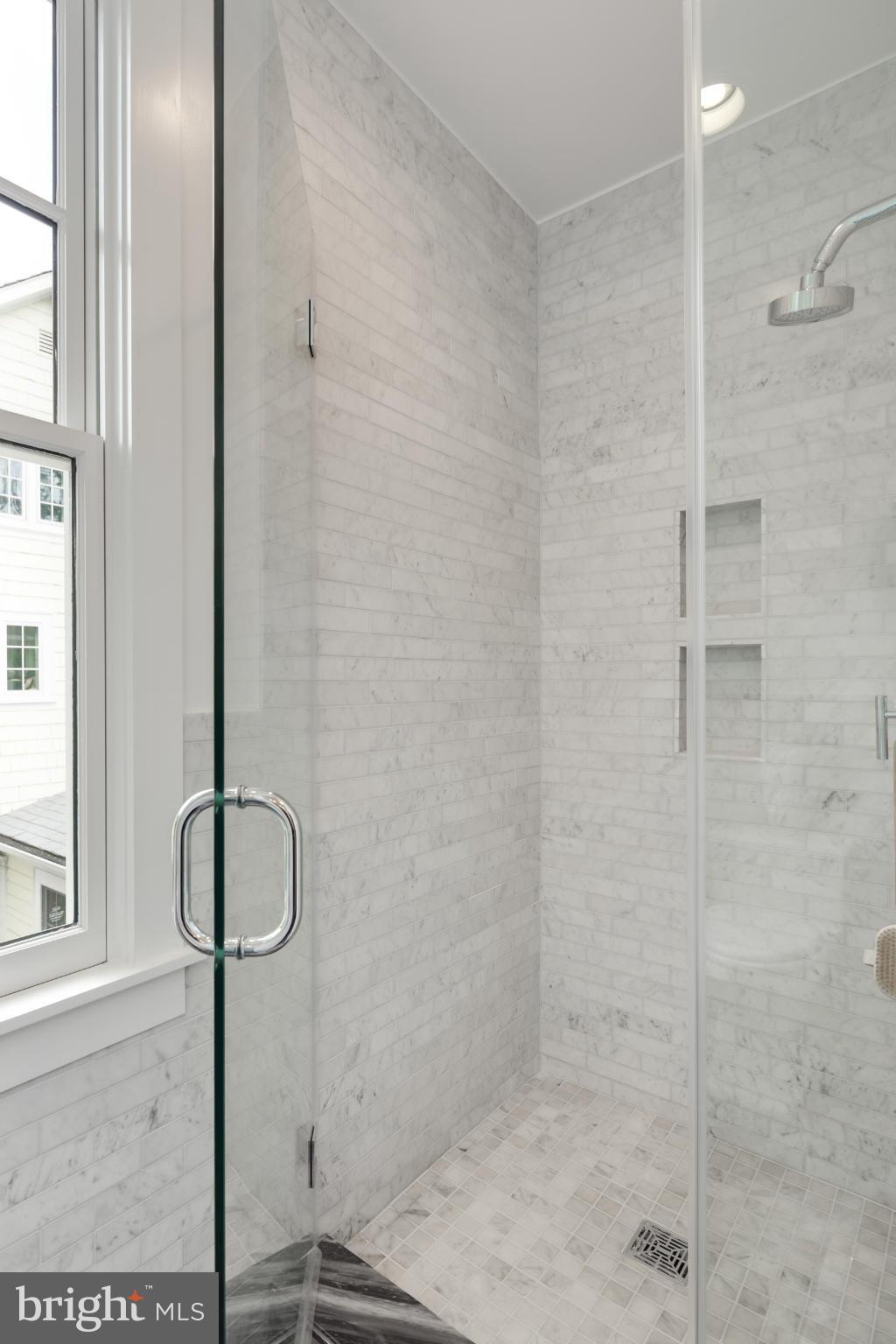 3507 Woodley Road Northwest Washington, DC 20016 - Photo 22 of 29 Bath (Master)