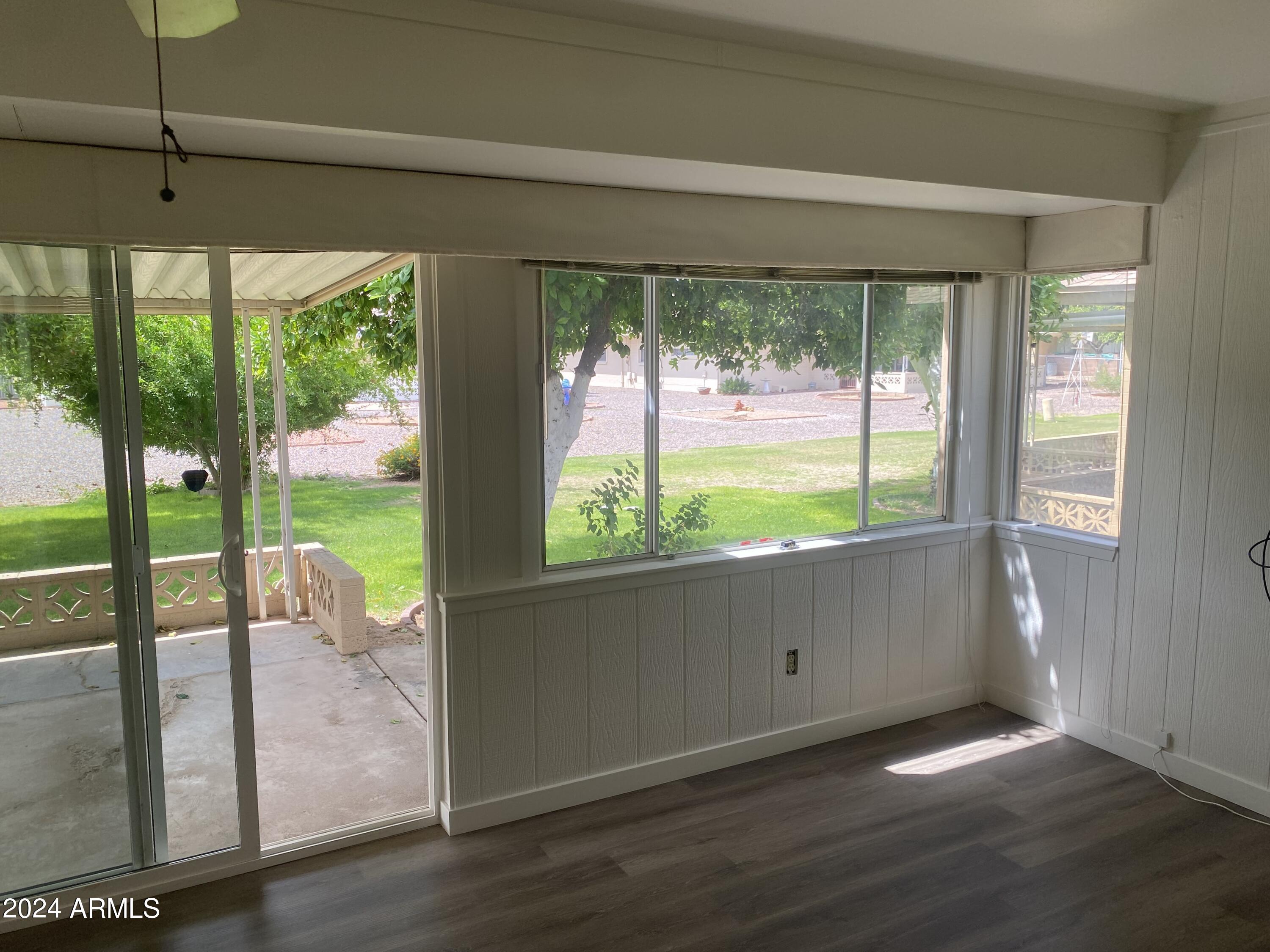 10127 West Mountain View Road Sun City, AZ 85351 - Photo 12 of 14 AZ room