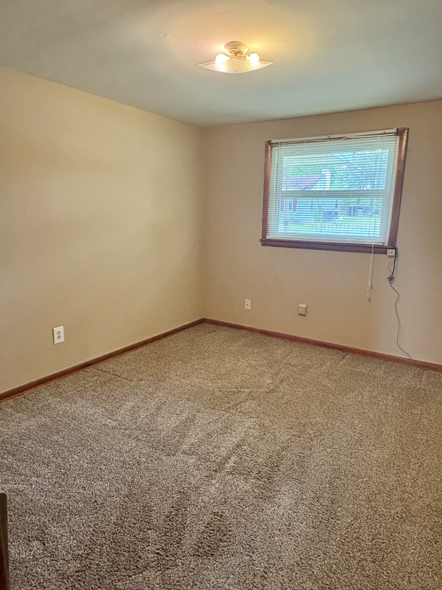 919 Oak Street Manchester, TN 37355 - Photo 15 of 37