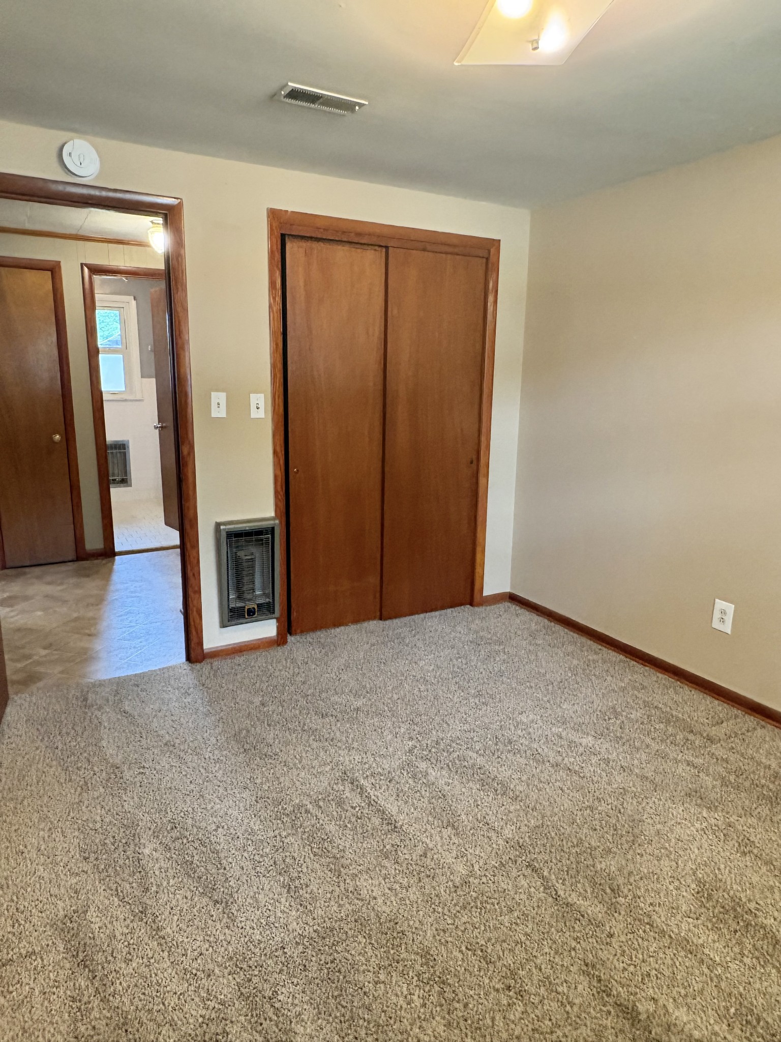 919 Oak Street Manchester, TN 37355 - Photo 16 of 37