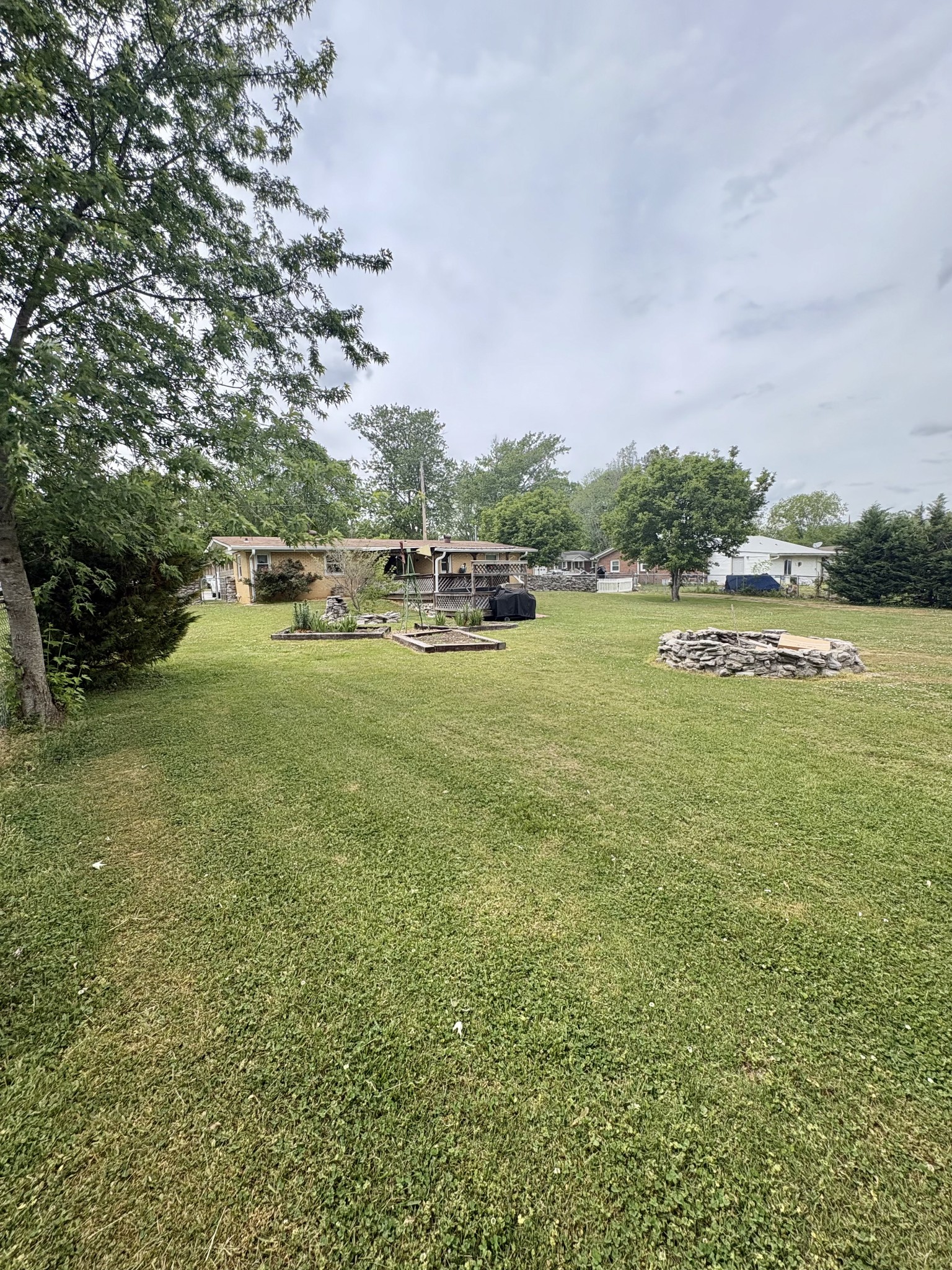 919 Oak Street Manchester, TN 37355 - Photo 24 of 37